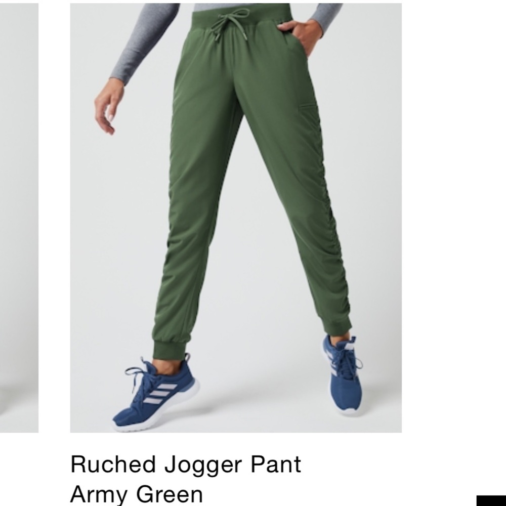 Jaanuu Army Green Ruched Jogger Scrub Pants